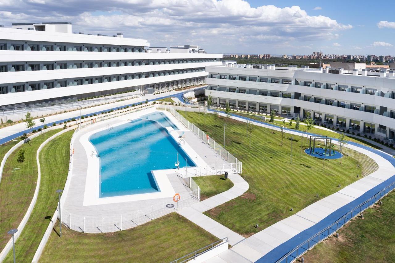 Student Experience Madrid Pozuelo - Luxury Hostel Pozuelo de Alarcón Exterior foto